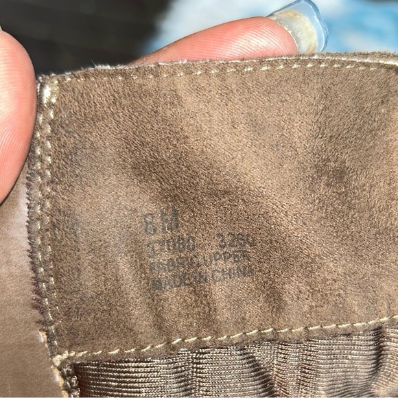 Cato Brown Heeled Boots with Buckle Detail - Picture 3 of 4